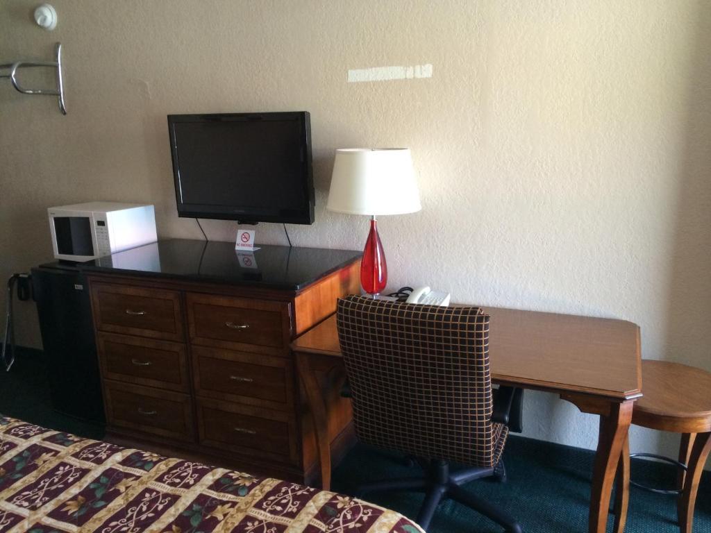 Bestway Inn Ruidoso Downs Номер фото